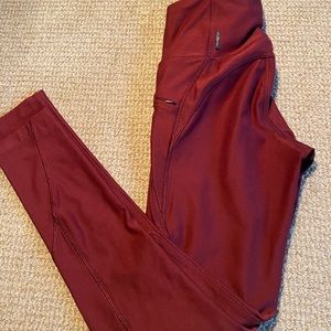 Maroon leggings